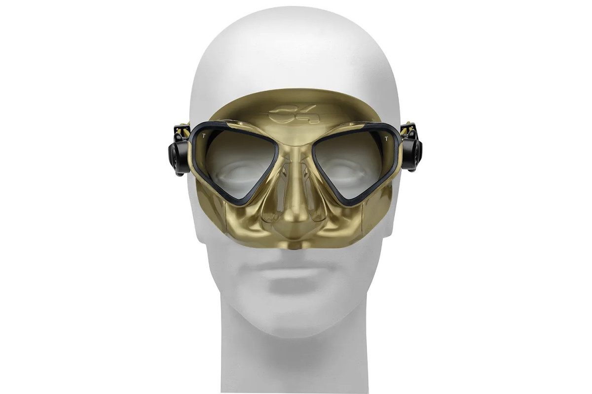 1 8b5cdbf4-fede-426d-af81-c06a4cfb6337-1200x800 Маска C4 Falcon Aurea золотая — изображение 1