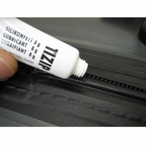 Смазка молнии сухого гидрокостюма