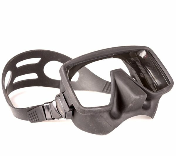 Маска Aquatec MK-350 черный силикон