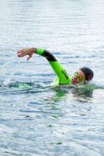 Шапочка Neo неопреновая черный/розовый — изображение 2