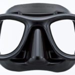 Маска PANTHES черный силикон